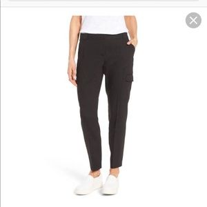 Linen Tapered Cargo Pants